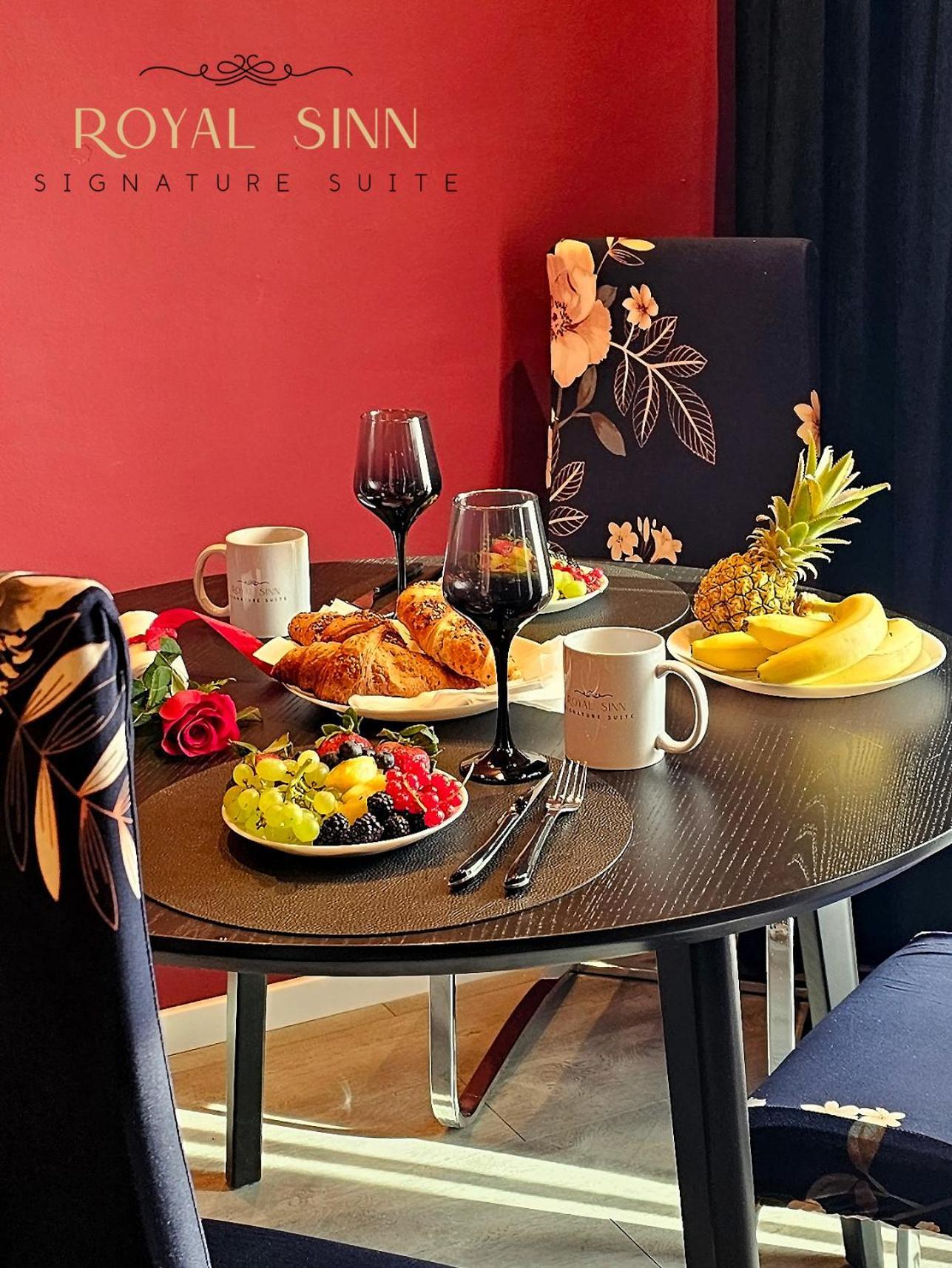 Royal Sinn Signature Suite ブカレスト エクステリア 写真