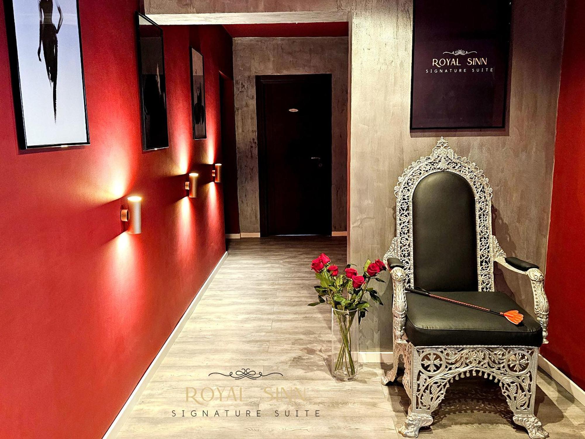 Royal Sinn Signature Suite ブカレスト エクステリア 写真