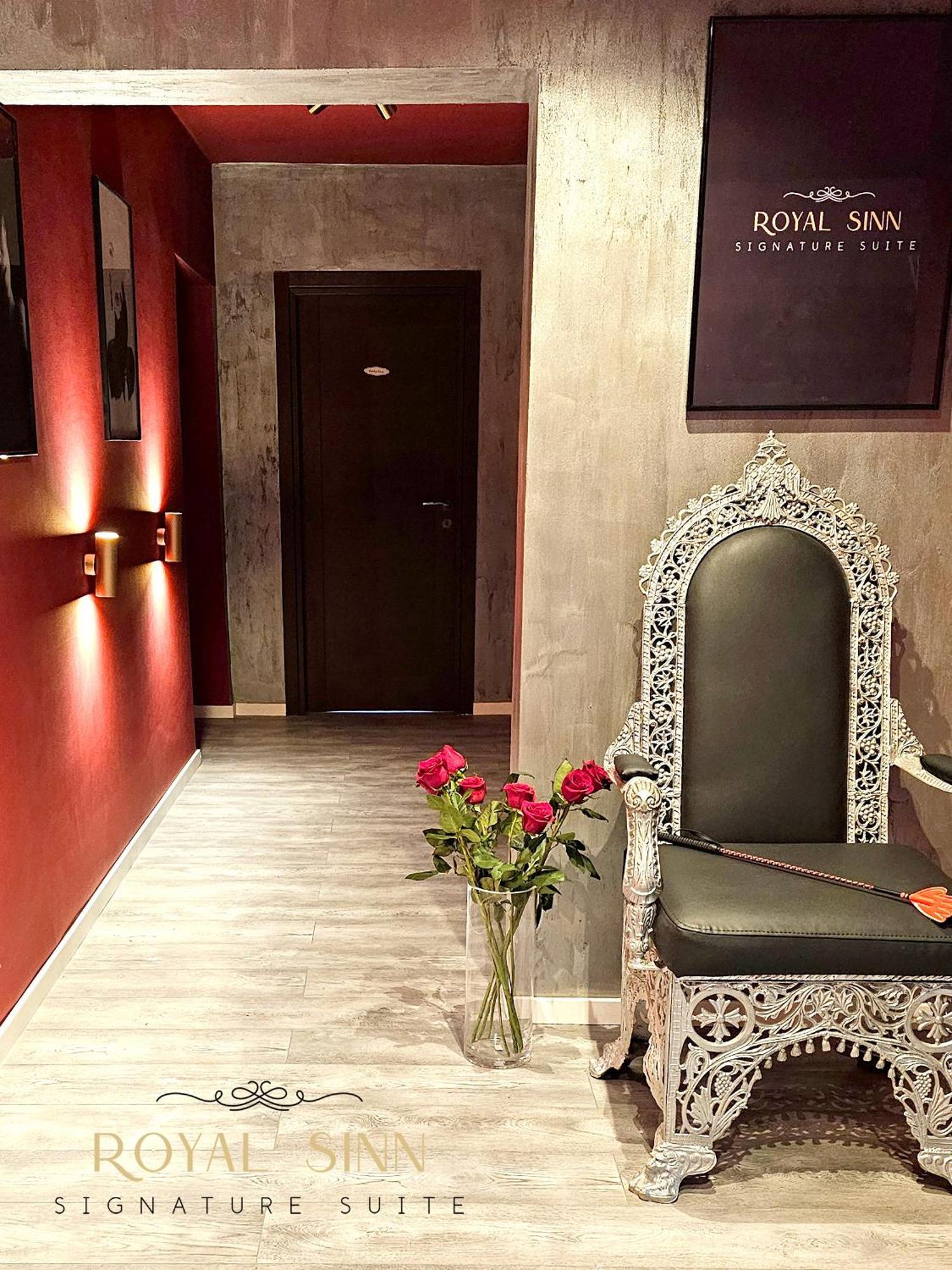 Royal Sinn Signature Suite ブカレスト エクステリア 写真